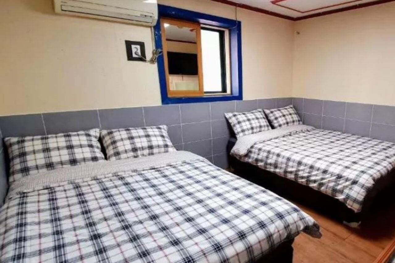 New Sun Guesthouse Myeongdong Сеул Екстериор снимка