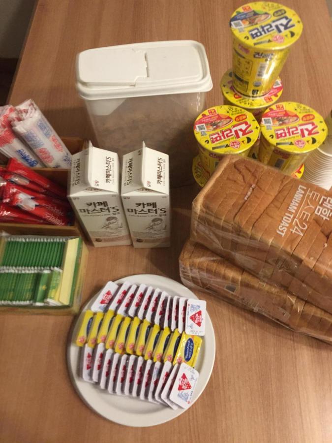 New Sun Guesthouse Myeongdong Сеул Екстериор снимка