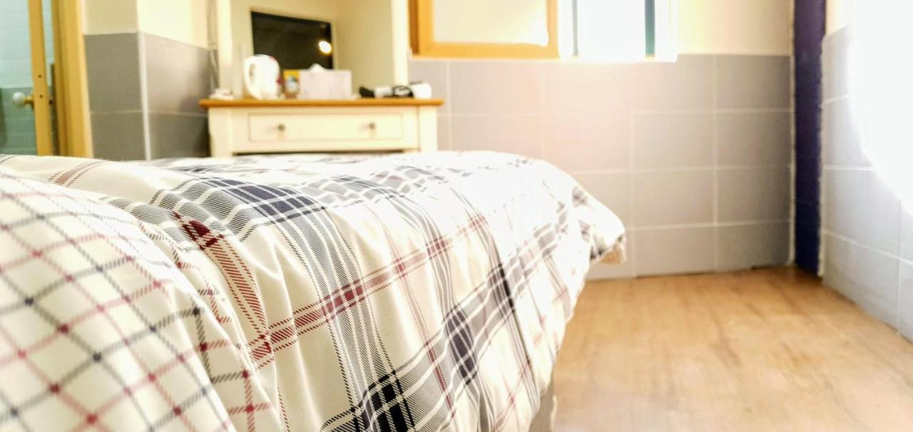 New Sun Guesthouse Myeongdong Сеул Екстериор снимка