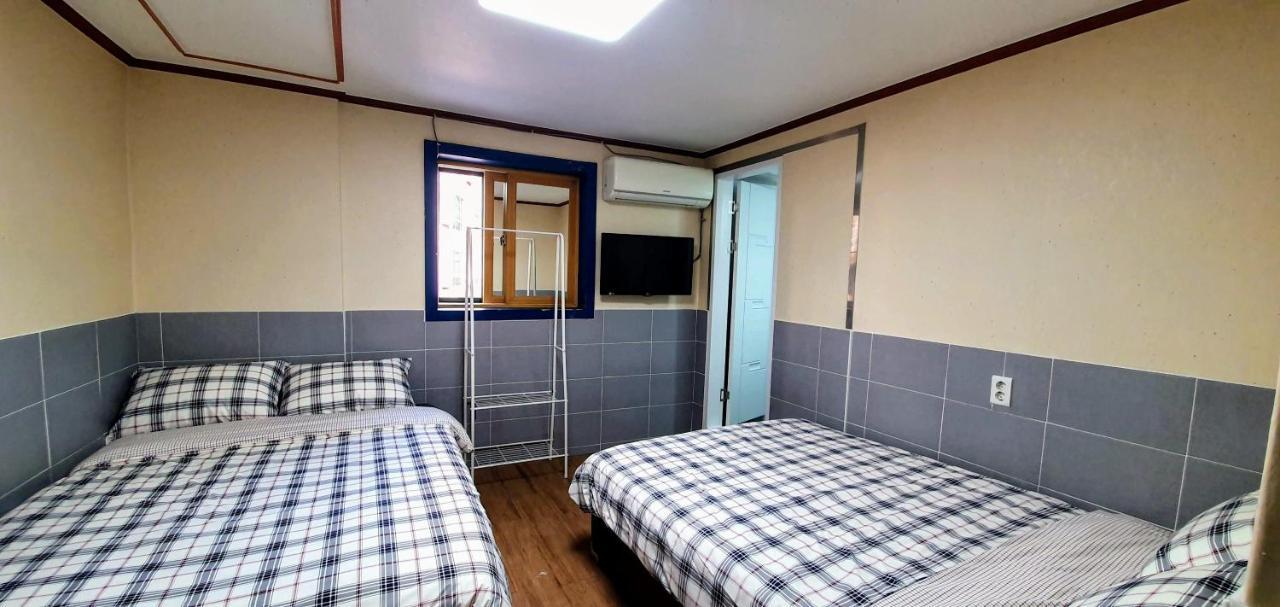 New Sun Guesthouse Myeongdong Сеул Екстериор снимка